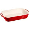 Plat de cuisson rectangulaire Staub 34 x 24 cm, rouge