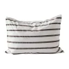 Taie d’oreiller rayée Tell Me More en coton, Taupe, 50x60 cm